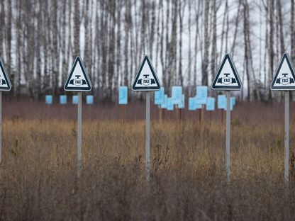 لافتات تشير إلى خط أنابيب في منشأة لتخزين الغاز تحت الأرض تديرها \"غازبروم\" في كاسيموفسكوي، روسيا - المصدر: بلومبرغ