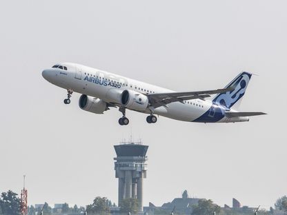 طائرة \"إيرباص\" من طراز \"أيه 320 نيو\" (A320neo) - المصدر: بلومبرغ