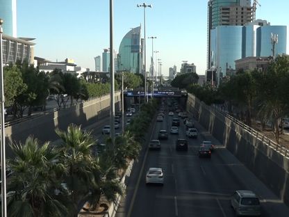 حركة المرور في شوراع الرياض. السعودية - المصدر: الشرق