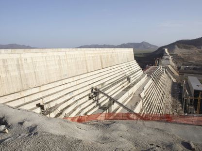 عمليات بناء سد النهضة الإثيوبي على النيل الأزرق - المصدر: بلومبرغ