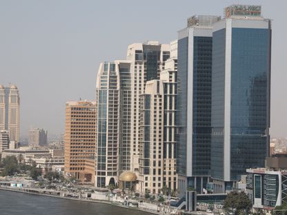 منظر عام لمباني فنادق وبنوك ومكاتب على نهر النيل في مصر في 12 سبتمبر 2022. - المصدر: رويترز