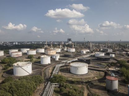 صهاريج التخزين في مصفاة  \"إيكوبترول بارانكابيرميخا\" (Ecopetrol Barrancabermeja) في بارانكابيرميخا، كولومبيا، يوم الثلاثاء 15 فبراير 2022. - المصدر: بلومبرغ