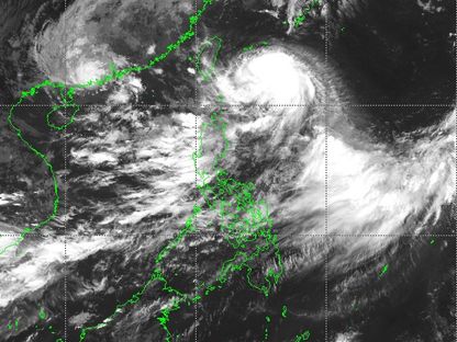 الإعصار هايكوي مثلما تظهره صور الأقمار الاصطناعية يوم 2 سبتمبر 2023 - المصدر: بلومبرغ