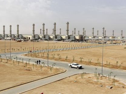 أحد مشروعات الطاقة في جنوب العاصمة السعودية الرياض - المصدر: رويترز