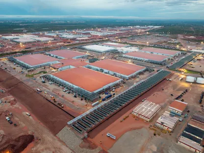 أعمال الإنشاء في أول مركز بيانات للذكاء الاصطناعي في \"ستارغيت\" - بلومبرغ