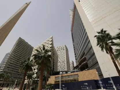 مبان وأبراج مكتبية في مركز الملك عبدالله المالي (كافد) في الرياض، السعودية. - AFP