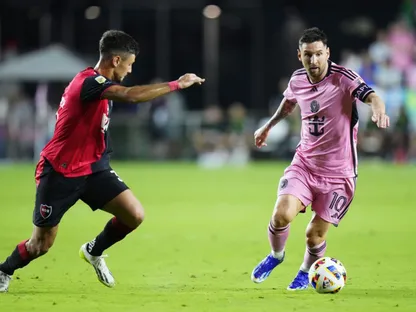 ليونيل ميسي خلال مباراة في فورت لودرديل، فلوريدا، الولايات المتحدة - المصدر: بلومبرغ