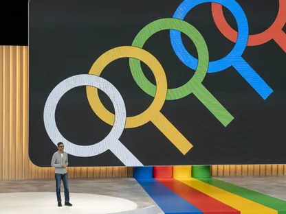 سوندار بيتشاي، الرئيس التنفيذي لشركة \"ألفابت\"، خلال مؤتمر مطوري \"جوجل\" في ماونتن فيو، كاليفورنيا، الولايات المتحدة. يوم الأربعاء 10 مايو 2023 - المصدر: بلومبرغ