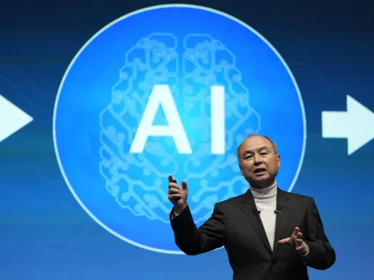 ماسايوشي سون رئيس مجلس الإدارة والرئيس التنفيذي لمجموعة \"سوفت بنك\" - المصدر: بلومبرغ