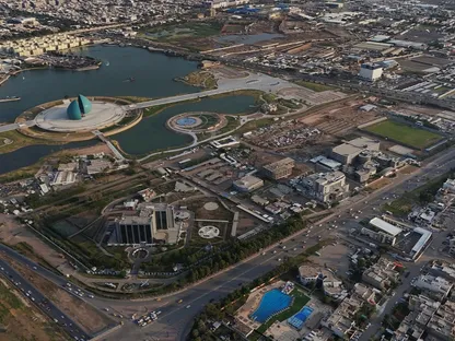 صورة جوية تظهر جانباً من مدينة بغداد، العراق، 3 مايو 2024 - رويترز