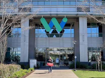 مكاتب \"وايمو\" (Waymo) في ماونتن فيو، كاليفورنيا. - بلومبرغ