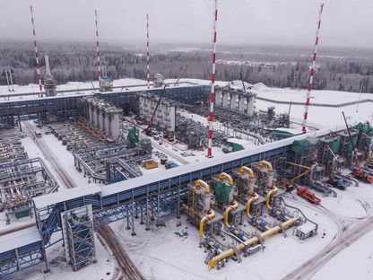 منشأة الغاز في منطقة أوست لوغا في روسيا، حيث نقطة انطلاق أنابيب مشروع \"نورد ستريم 2\" - المصدر: بلومبرغ