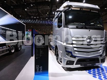 شاحنة \"دايملر تراك \" التي تعمل بالهيدروجين الأخضر - المصدر: بلومبرغ