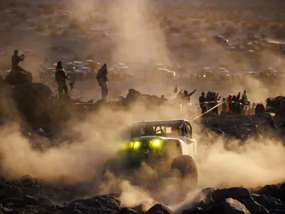 في عام 2022، قبل أكثر من 520 فريقاً تحدي \"ملك المطارق\" ولم يتمكن سوى عدد قليل منهم من إكمال المسار - بلومبرغ