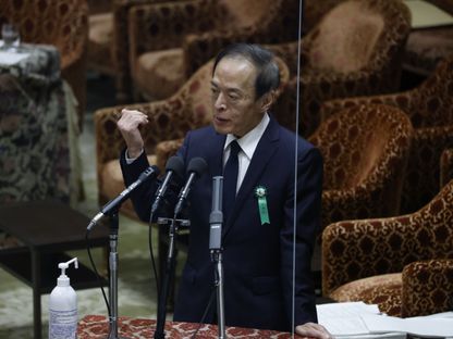 كازو أويدا، المرشح لمنصب محافظ \"بنك اليابان\"، يتحدث خلال جلسة استماع في مجلس النواب بالبرلمان في طوكيو، اليابان، 24 فبراير 2023 - المصدر: بلومبرغ