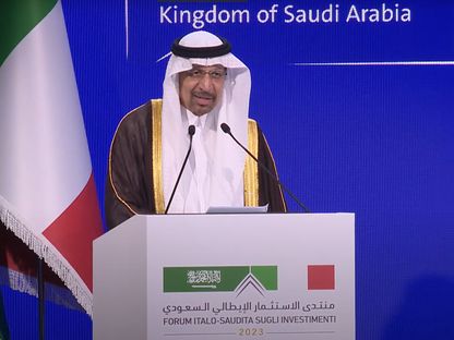 وزير الاستثمار السعودي خالد الفالح خلال حديثه بمنتدى الاستثمار الإيطالي السعودي - المصدر: الشرق