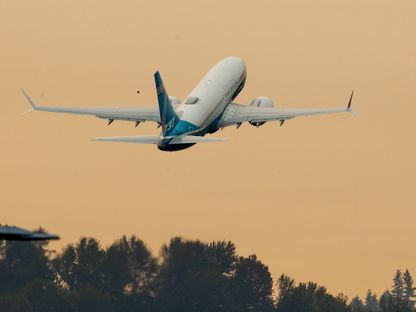 طائرة \"بوينغ 737 ماكس\" تقلع خلال رحلة تجريبية في سياتل، واشنطن، الولايات المتحدة - المصدر: بلومبرغ