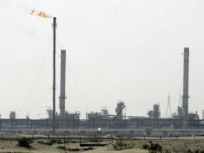 مجمع حبشان للغاز الطبيعي التابع لشركة أدنوك في أبوظبي، الإمارات العربية المتحدة - المصدر: رويترز