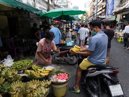 توقعات بارتفاع التضخم في تايلندا نتيجة تداعيات الحرب الأوكرانية وتباطؤ اقتصاد الصين - المصدر: بلومبرغ