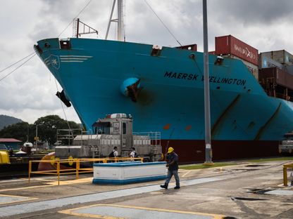 سفينة حاويات \"ميرسك ويلينغتون\" ترسو في قناة بنما، بتاريخ 30 يونيو 2023 - المصدر: بلومبرغ