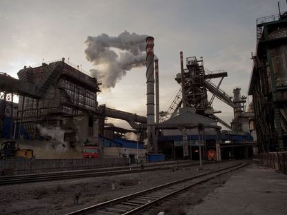 مصانع الصلب تعد الأكثر تلويثا في الصين - المصدر: بلومبرغ