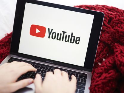 يستحوذ يوتيوب على نحو 40% من إعلانات الفيديو على الإنترنت - المصدر: بلومبرغ