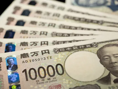 أوراق نقد يابانية من فئة 10000 ين - بلومبرغ