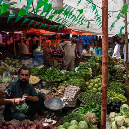 باكستان تتوقع وصول التضخم إلى مستوى قياسي جديد في أبريل