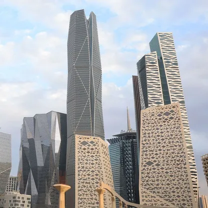 برج "صندوق الاستثمارات العامة" وسط مركز الملك عبدالله المالي في الرياض، المملكة العربية السعودية - المصدر: بلومبرغ