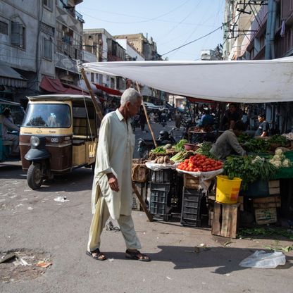 صندوق النقد ينعش خطة لإنقاذ اقتصاد باكستان بستة مليارات دولار