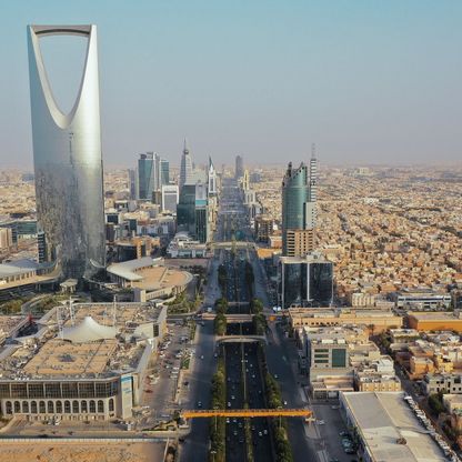 نمت 23%.. أصول صندوق الاستثمارات العامة السعودي تتخطى 2.5 تريليون ريال في 2021