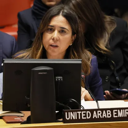 مندوبة الإمارات الدائمة لدى الأمم المتحدة لانا نسيبة تتحدث خلال اجتماع لمجلس الأمن عن الحرب بين إسرائيل وحماس في مقر المنظمة الدولية يوم 30 أكتوبر 2023 في مدينة نيويورك - المصدر: بلومبرغ