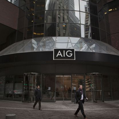 "AIG" تستهدف جمع 1.9 مليار دولار من بيع حصة في شركة تأمين تابعة 