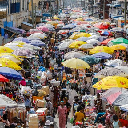 غانا تحصل على تعهد بمليار دولار من البنوك لتعزيز أوضاعها المالية