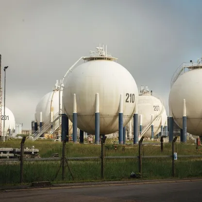 خزانات نفط - المصدر: بلومبرغ