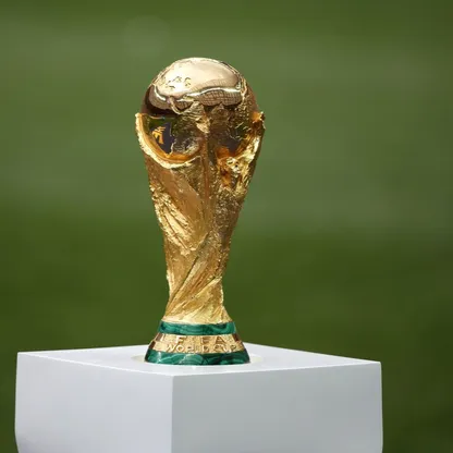 كأس العالم لكرة القدم - المصدر: بلومبرغ