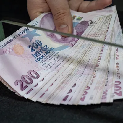 أوراق نقدية من فئة 200 ليرة تركية - بلومبرغ