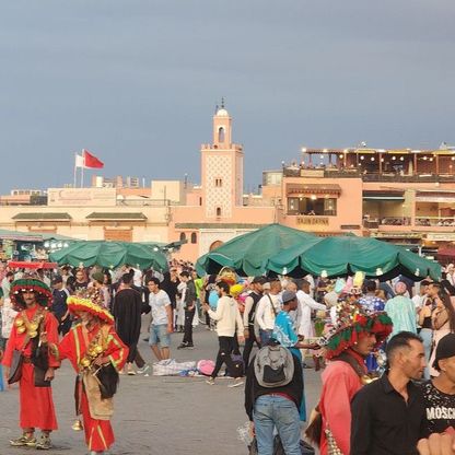 السياحة المغربية نحو رقم قياسي جديد بدعم زيادة الخطوط الجوية