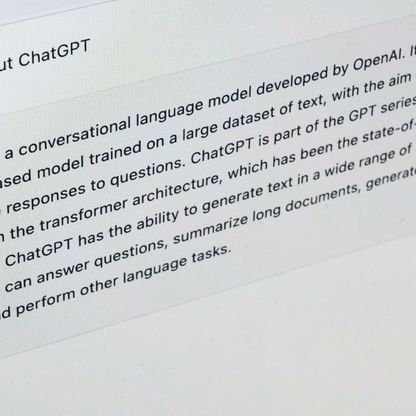 كيف يجب أن تتحدث إلى "ChatGPT"؟ إليك الدليل المبسط للمستخدم