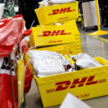 "DHL": التجارة في الشرق الأوسط تنتعش رغم ظروف الاقتصاد العالمي