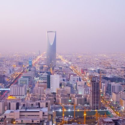 الإناث يرفعن معدل البطالة بين السعوديين إلى 9.9% في الربع الثالث