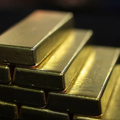 سبائك الذهب في مصنع فصل الذهب والفضة التابع لشركة 'ويغوسا'، التابع لشركة 'أوميكور'، في فيينا ، النمسا. - المصدر: بلومبرغ