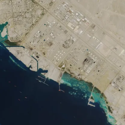 صورة ملتقطة عبر قمر اصطناعي لميناء ينبع السعودي (المصدر: بلومبرغ/ كوبرنيكوس) - بلومبرغ