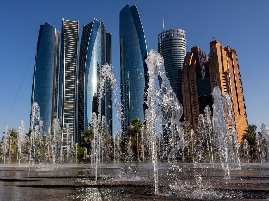 أبراج الاتحاد محاطة بالعقارات السكنية والتجارية في أبو ظبي، الإمارات، يوم الخميس 24 نوفمبر 2022 - المصدر: بلومبرغ