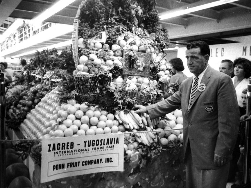 وفرة المنتجات الإميركية معروضة في المعرض التجاري الدولي لعام 1957 في زغرب - الشرق/بلومبرغ