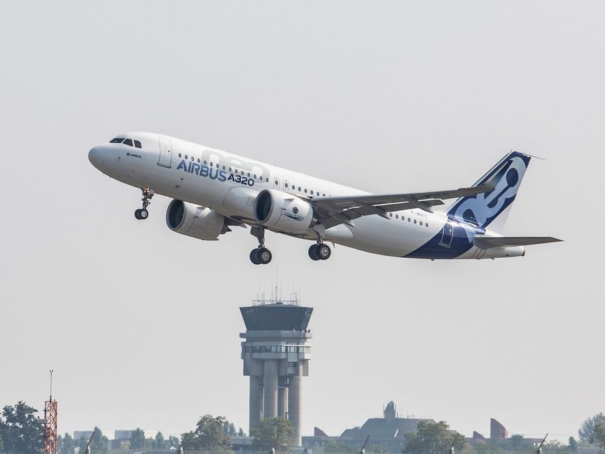 طائرة "إيرباص" من طراز "أيه 320 نيو" (A320neo) - المصدر: بلومبرغ