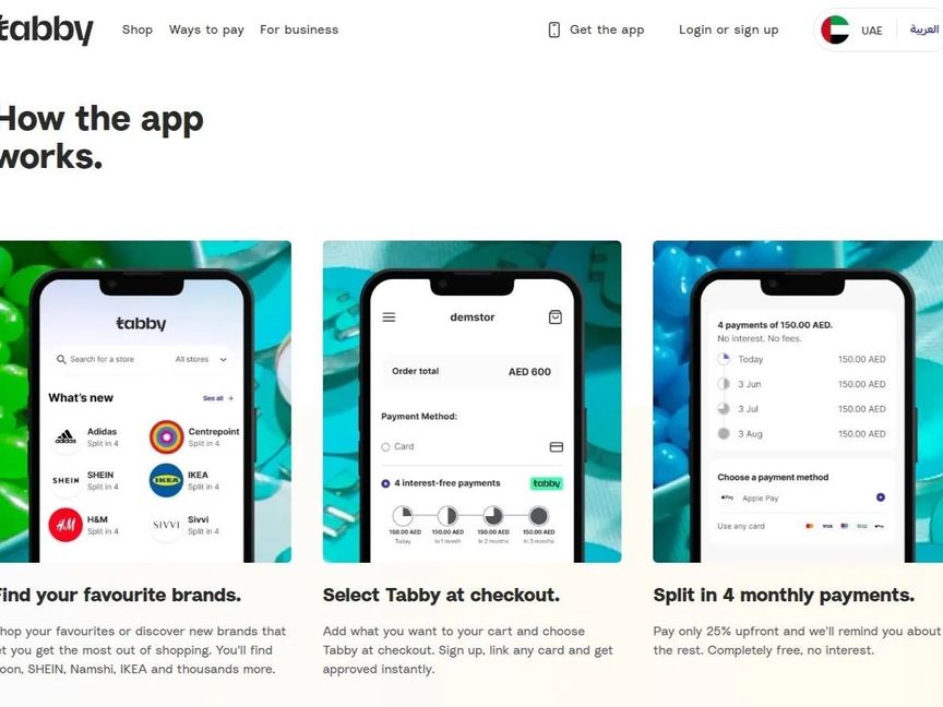 صور تشرح طريقة عمل تطبيق 'تابي'  لتمويل مشتريات الأفراد عبر مواقع الإنترنت على منصة لتحميل التطبيق - بلومبرغ