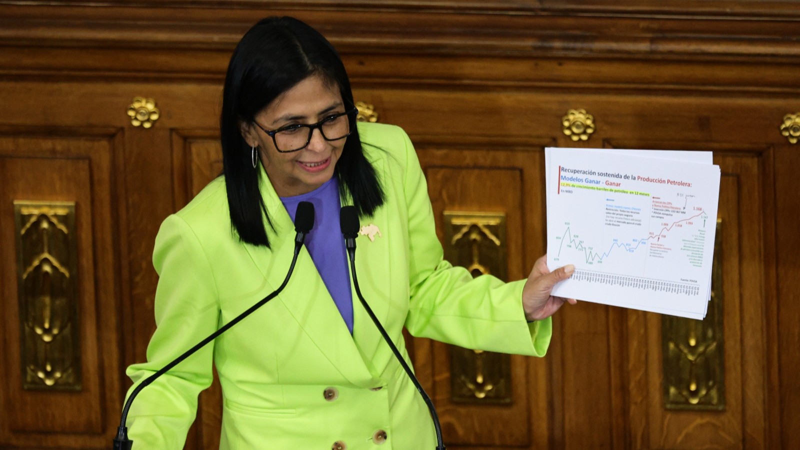 فنزويلا تنشئ صندوقين لعائدات النفط وتعدل قانون الطاقة 