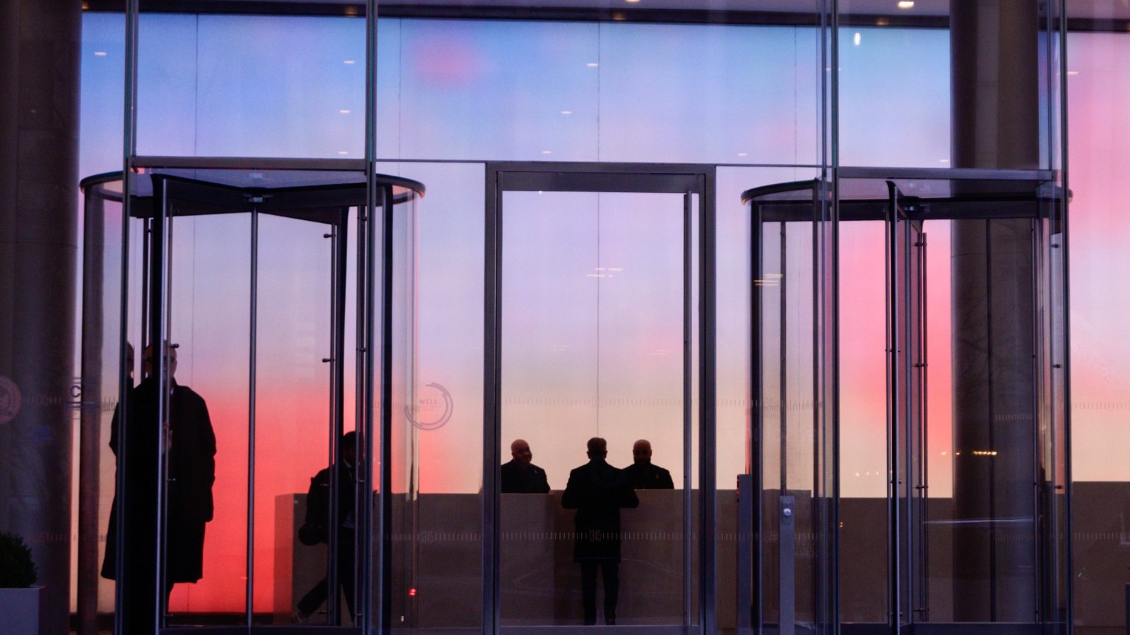 خبراء المال يحذرون: سوق السندات تستهين بمخاطر تباطؤ الاقتصاد الأميركي 