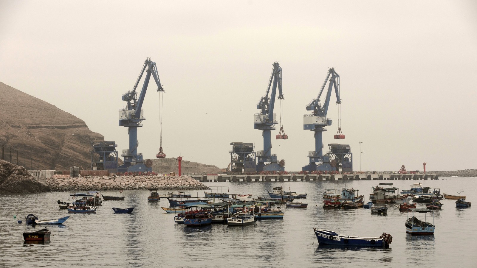 أميركا اللاتينية تتجاوز عاصفة ترمب التجارية بدعم من الصين 